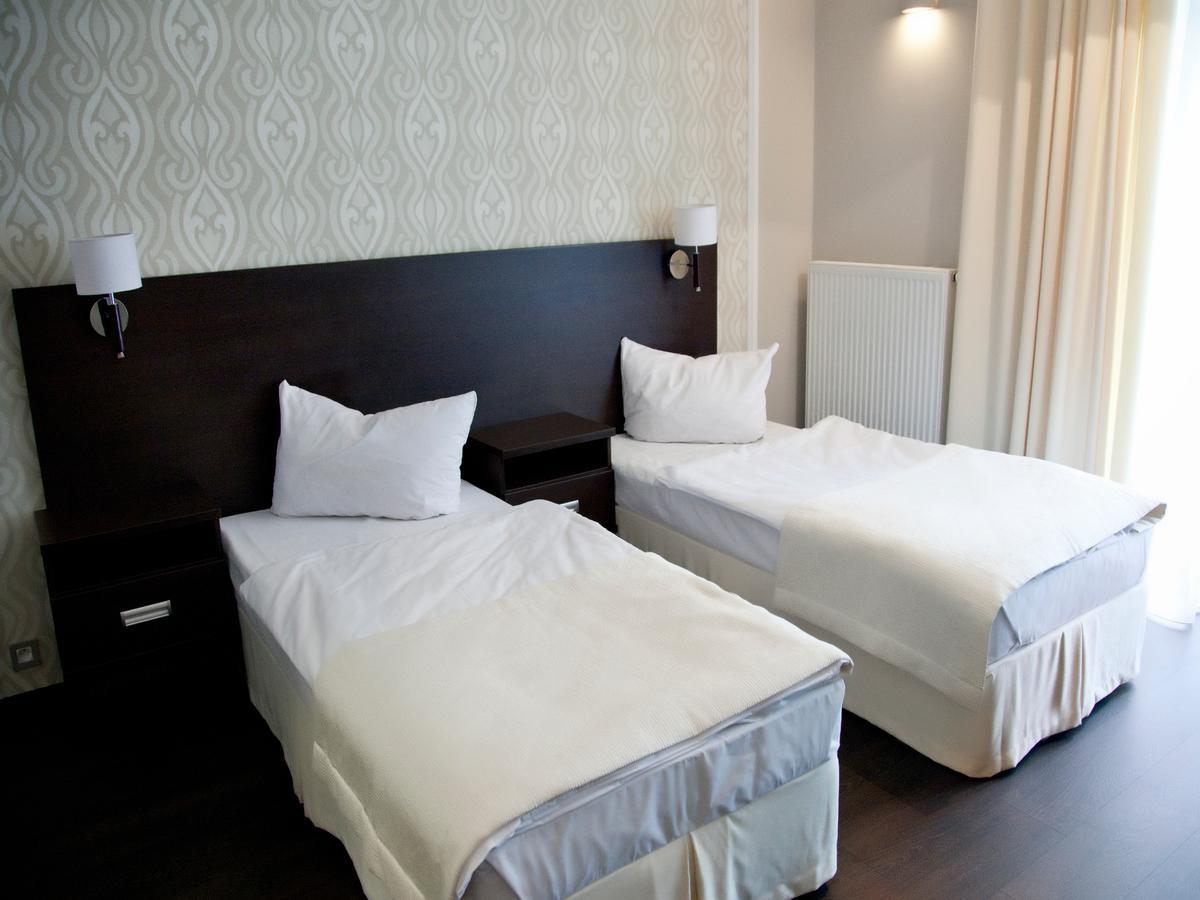 Hotel Grzegorzewski Tuszyn Quarto foto